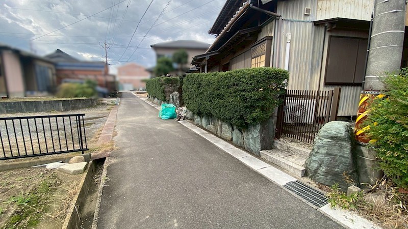 鈴鹿市西条２丁目 中古戸建 現地写真（前面道路含む現地写真）