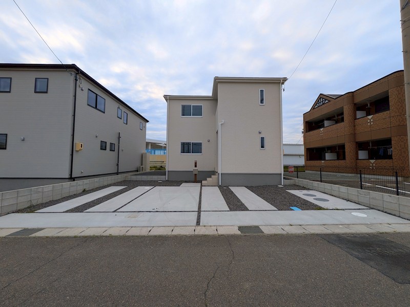 鈴鹿市磯山①号棟 新築戸建 全２棟 その他