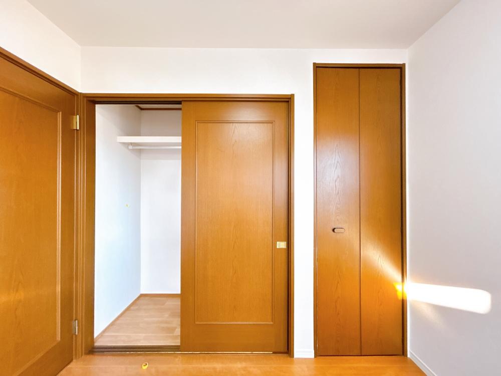 鈴鹿市南玉垣町 中古戸建 内観写真（収納）