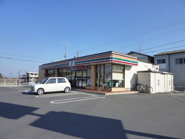 【会員限定】鈴鹿市道伯町　中古戸建 コンビニ