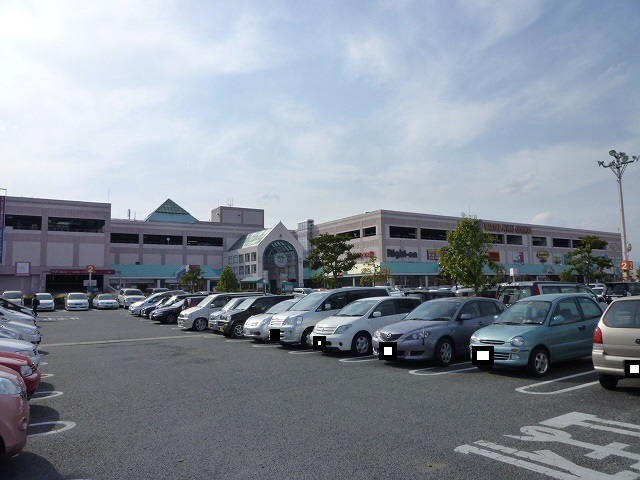 鈴鹿市住吉1丁目1期 ①号棟 全2棟 ショッピング施設