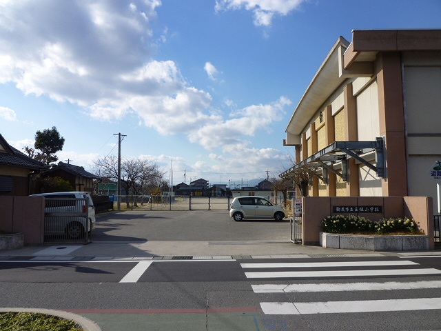 鈴鹿市南玉垣町第８ ②号棟 新築戸建 全2棟 小学校