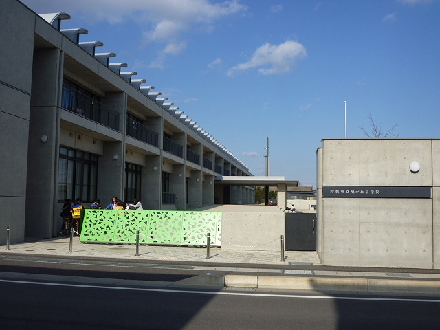 鈴鹿市白子町　新築戸建 小学校