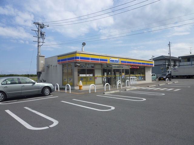 【会員限定】鈴鹿市野町 中古戸建 コンビニ