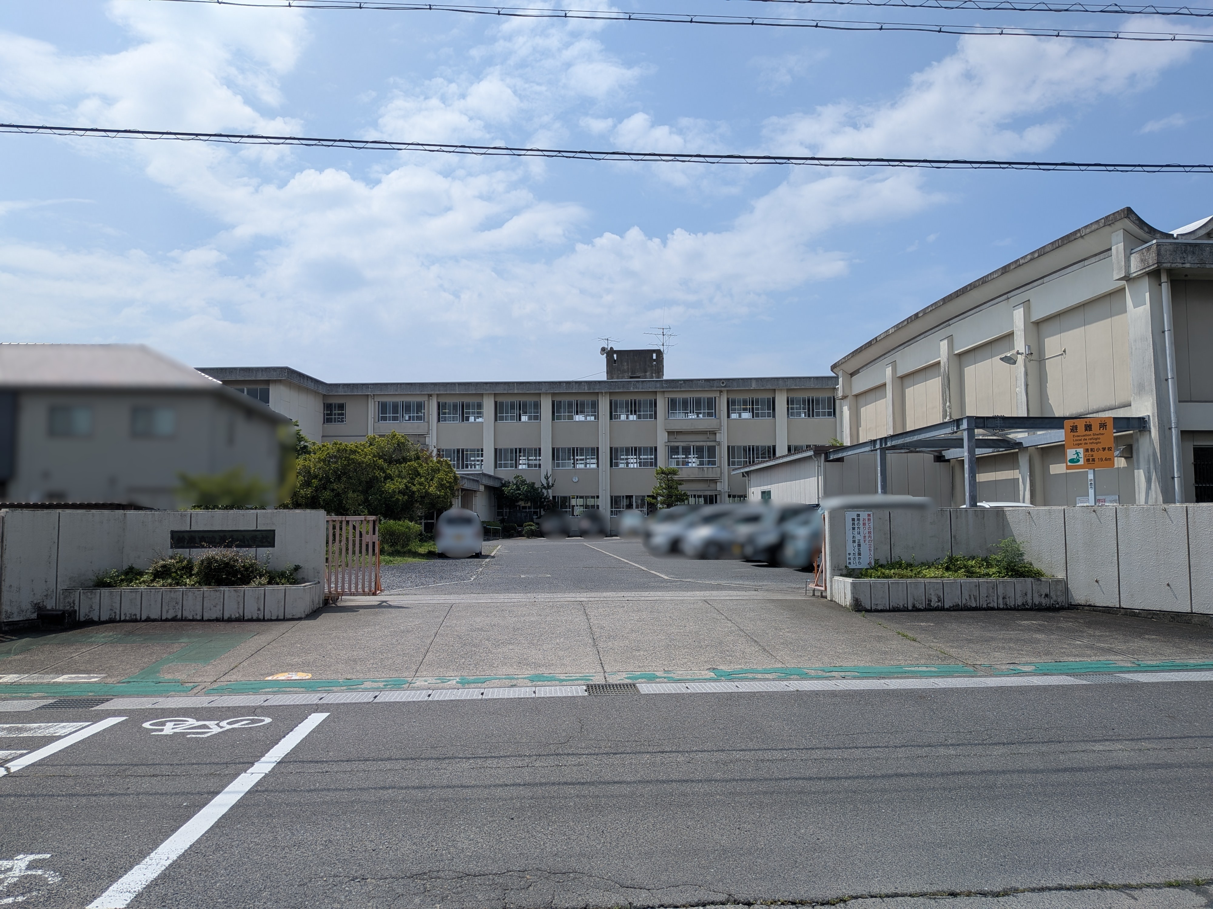 【会員限定】鈴鹿市三日市2丁目 中古戸建 小学校