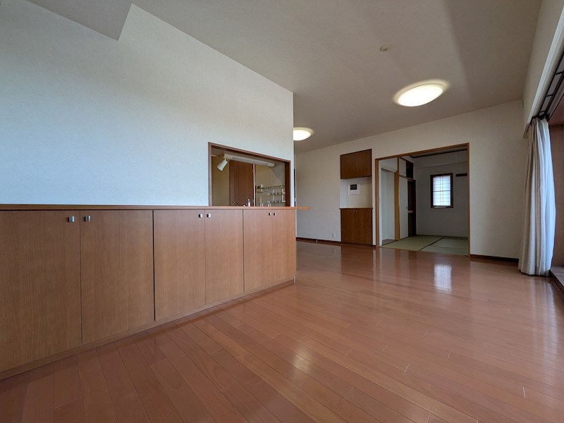 ポレスター西条四季の道　中古マンション その他