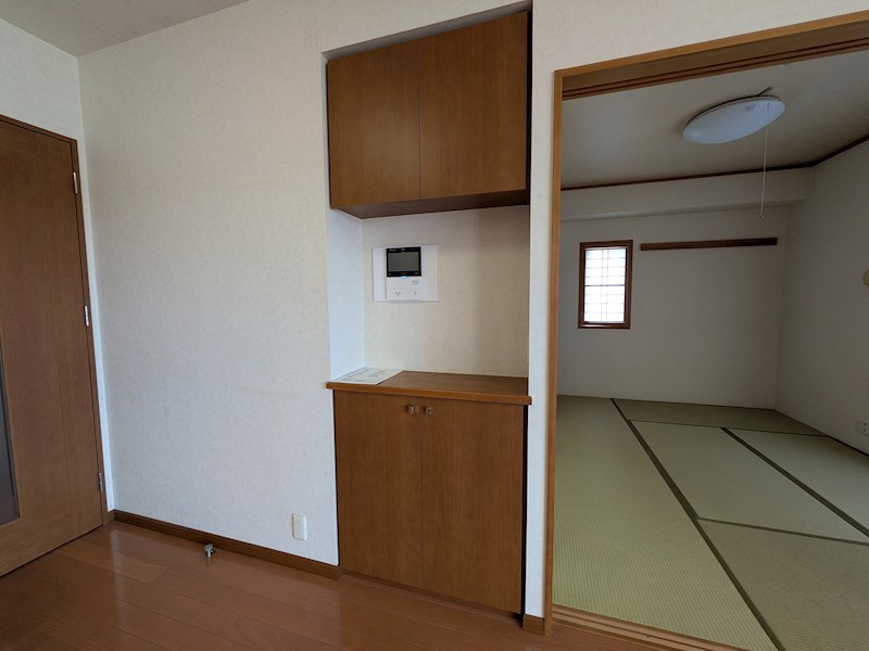 ポレスター西条四季の道　中古マンション その他