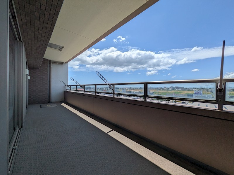 ポレスター西条四季の道　中古マンション その他