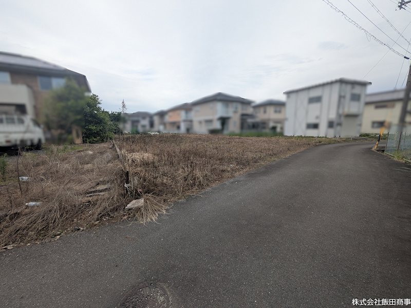 【会員限定】亀山市栄町約83.4坪 土地 現地写真