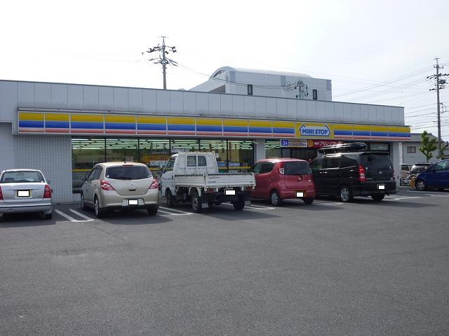 鈴鹿市西条2丁目東区画約65坪　土地 コンビニ