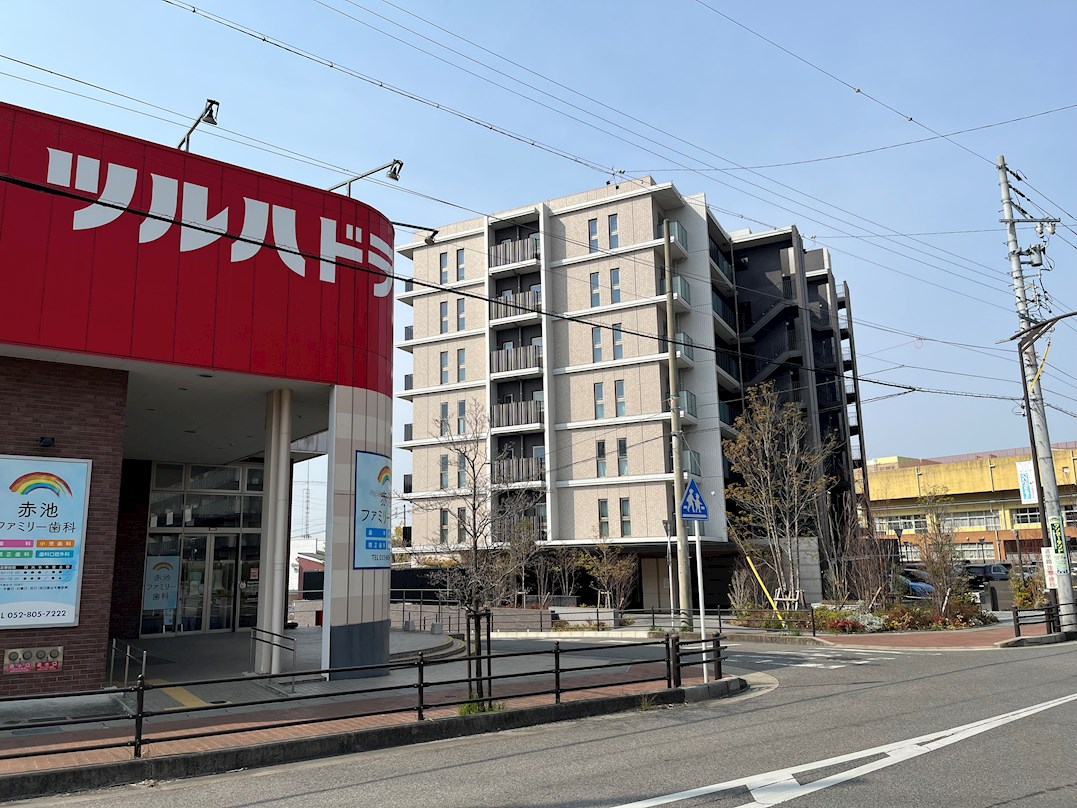 日進市浅田平子2丁目 ドラッグストア