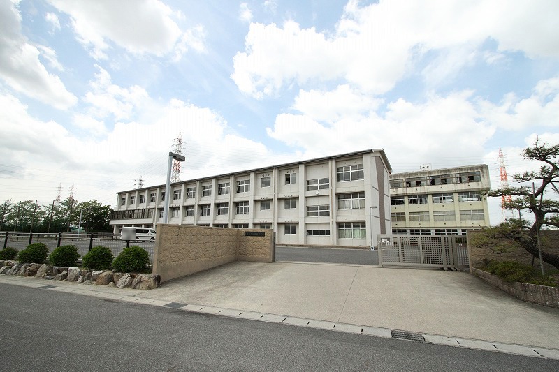 日進赤池箕ノ手土地区画整理 中学校