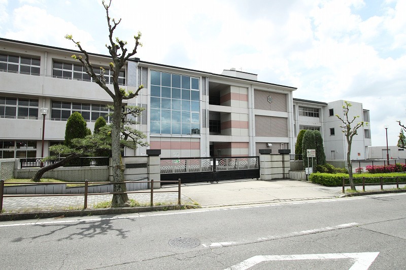 梅森コーポラス  小学校