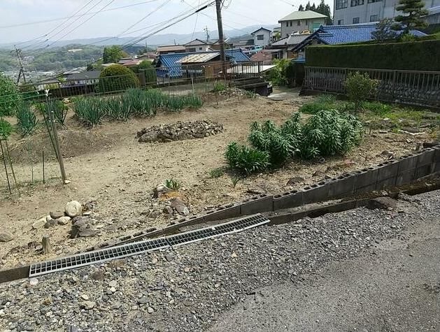 岐阜県土岐市泉町久尻　土地 現地写真（前面道路含む現地写真）