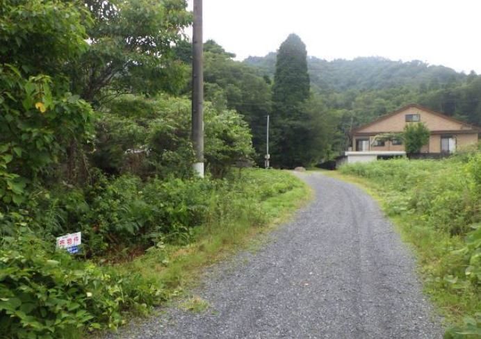 岐阜県土岐市妻木町　土地 現地写真（前面道路含む現地写真）