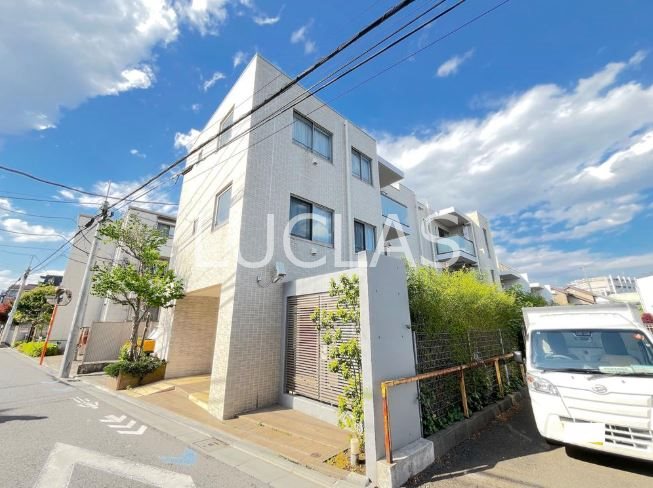 シエル千歳烏山 206号室 外観写真