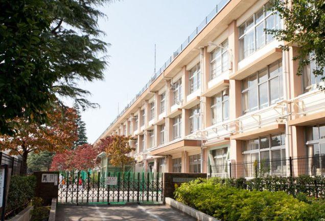 カーサ中村 小学校