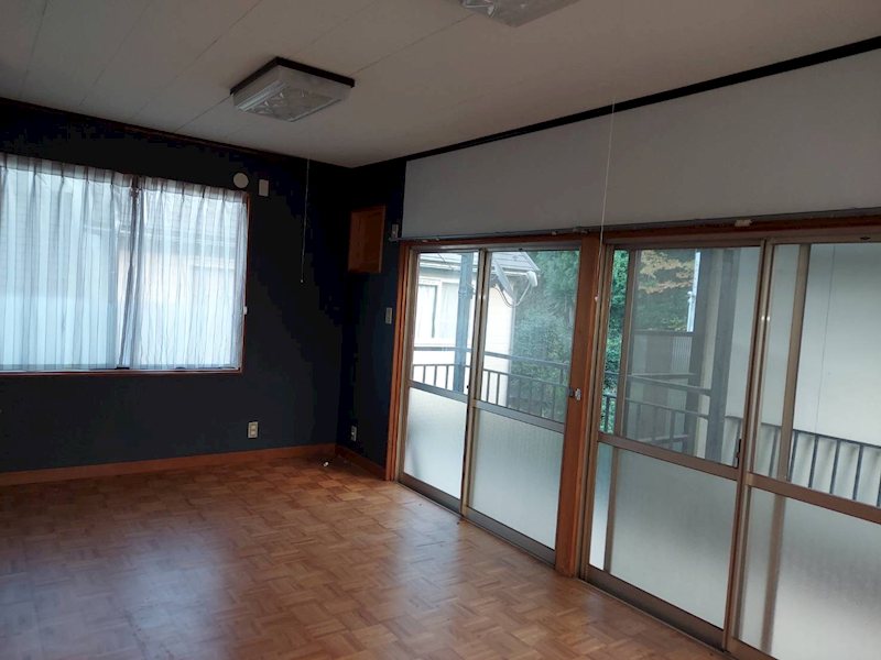 舞鶴市丸山町・土地付中古住宅 内観写真（リビング以外の居室）