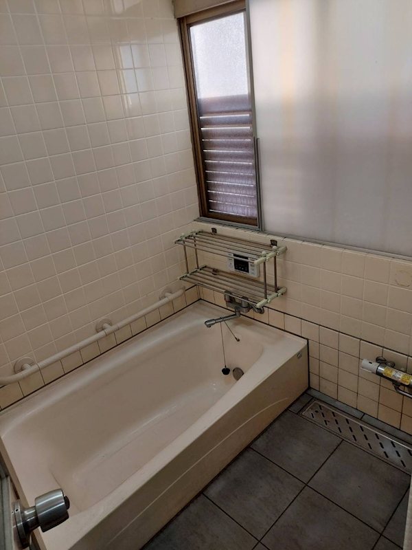 舞鶴市丸山町・土地付中古住宅 内観写真（浴室）