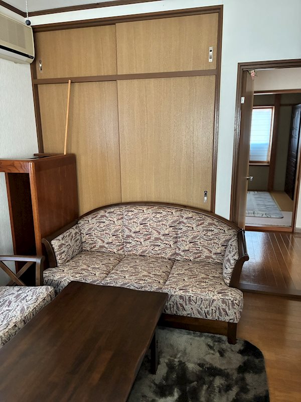 舞鶴市丸山中町・土地付中古住宅 内観写真（リビング以外の居室）