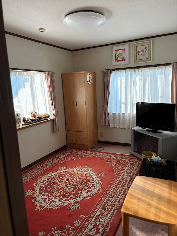 舞鶴市丸山中町・土地付中古住宅 内観写真（リビング以外の居室）