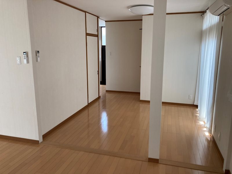 舞鶴市丸山中町・土地付中古住宅 内観写真（リビング以外の居室）