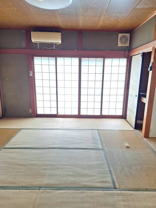 舞鶴市行永・土地付中古住宅 内観写真（リビング以外の居室）