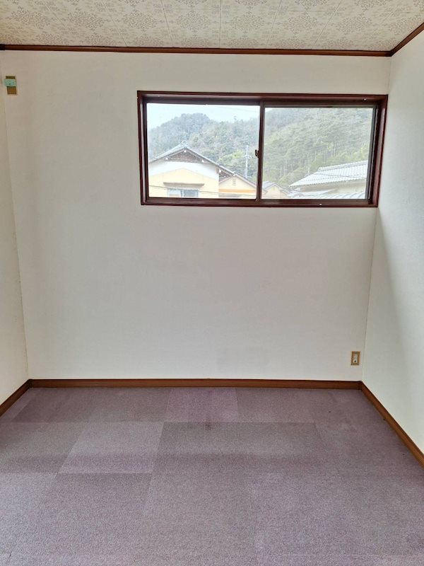 舞鶴市行永・土地付中古住宅 内観写真（リビング以外の居室）