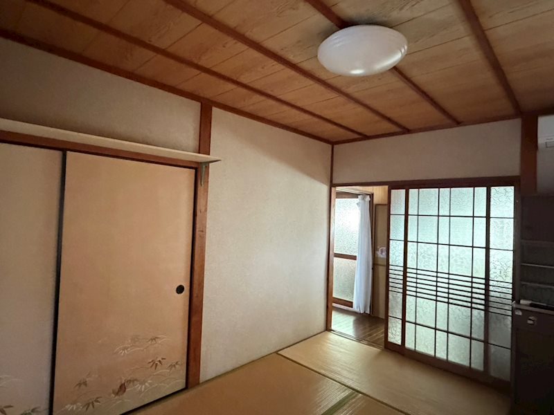 舞鶴市矢之助町・土地付中古住宅 内観写真（リビング以外の居室）