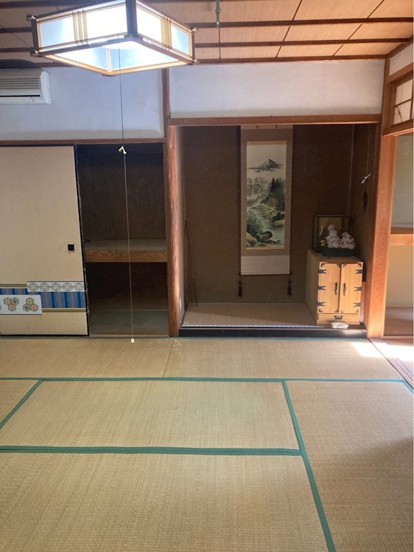舞鶴市引土・土地付中古住宅 内観写真（リビング以外の居室）