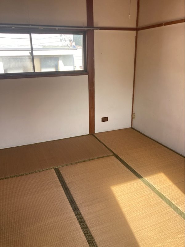 舞鶴市引土・土地付中古住宅 内観写真（リビング以外の居室）