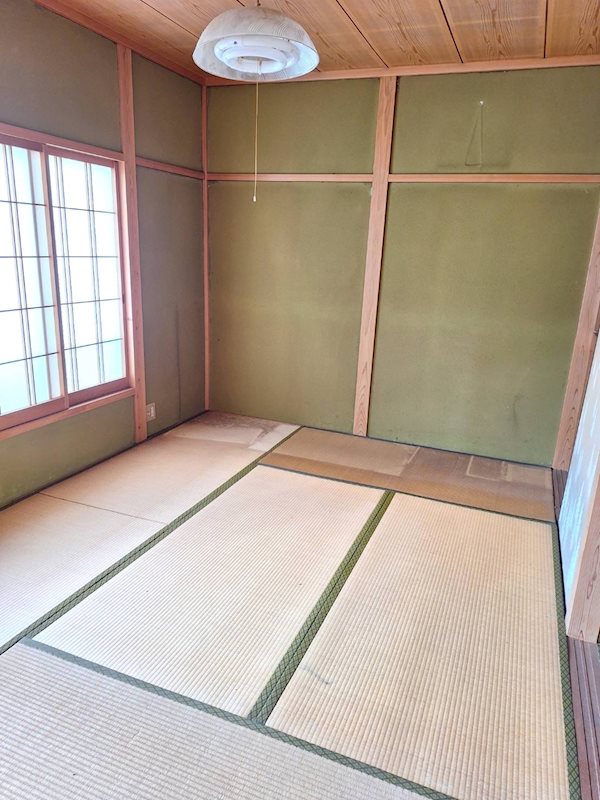 舞鶴市上安・土地付中古住宅 内観写真（リビング以外の居室）