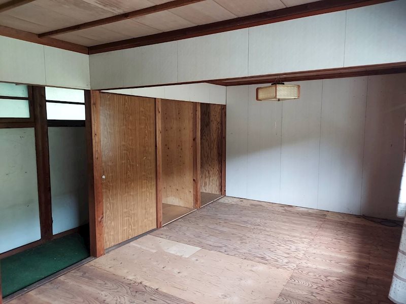 福知山市上小田・土地付中古住宅 内観写真（リビング以外の居室）