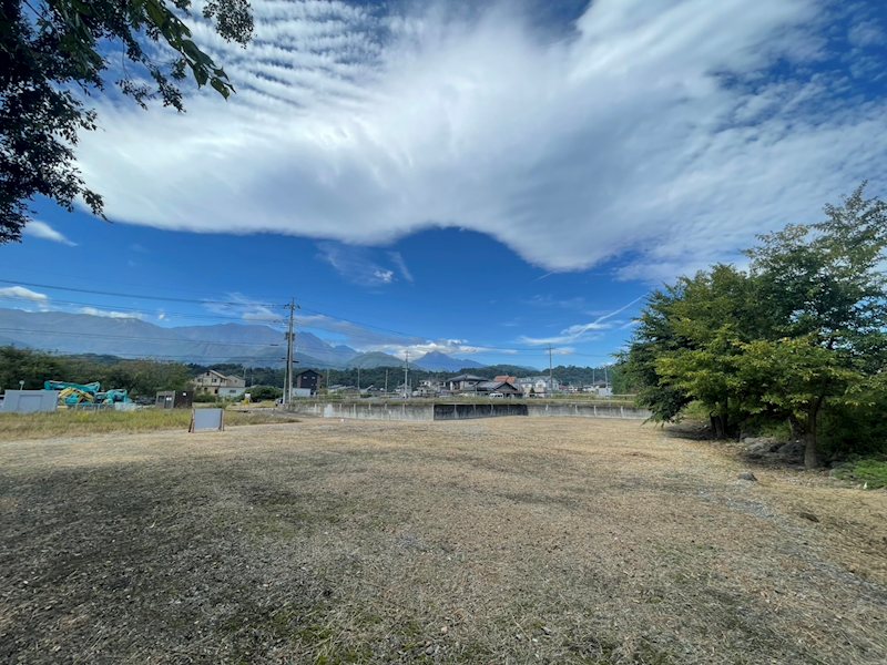 韮崎市中田町中條 その他