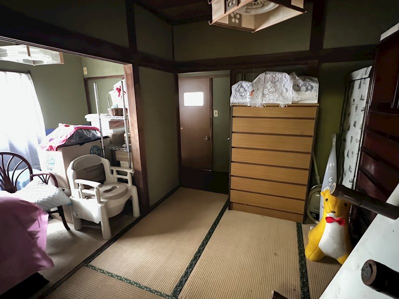 山梨市東後屋敷 中古住宅 内観写真（リビング以外の居室）