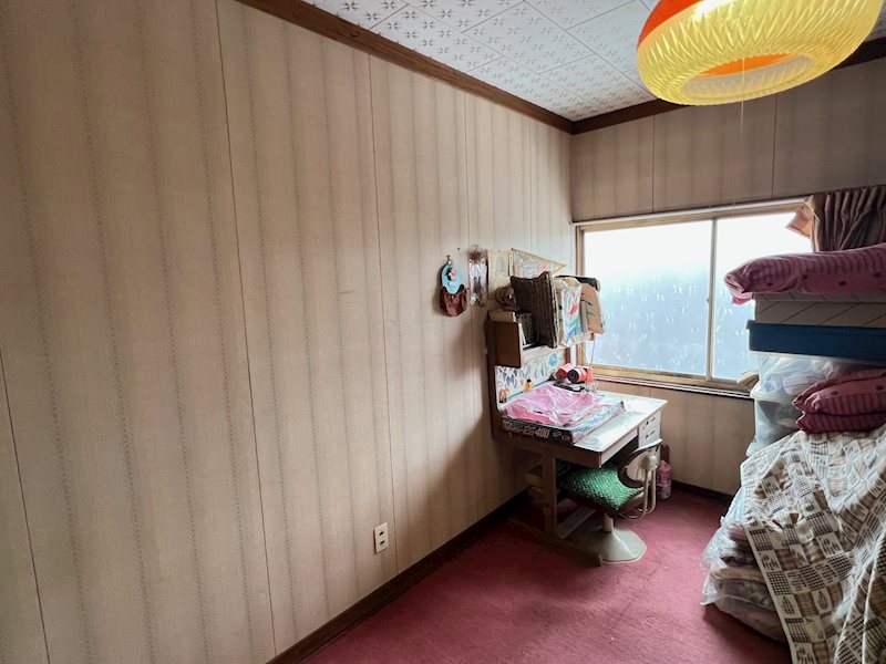 山梨市東後屋敷 中古住宅 内観写真（リビング以外の居室）