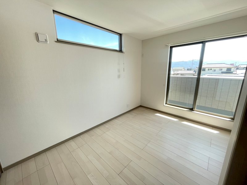 中巨摩郡昭和町築地新居　新築建売住宅 内観写真（寝室）