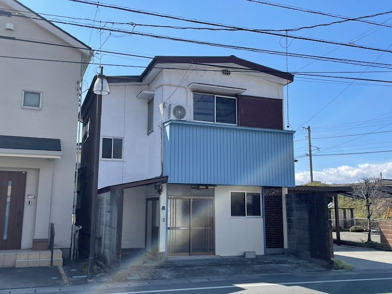 甲府市善光寺1丁目　中古住宅 現地写真