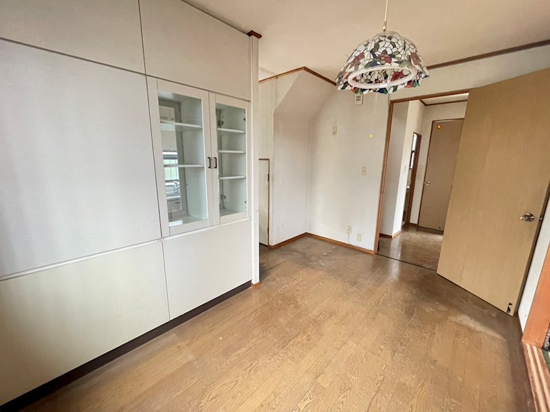 韮崎市旭町上條北割　中古住宅 内観写真（リビング以外の居室）