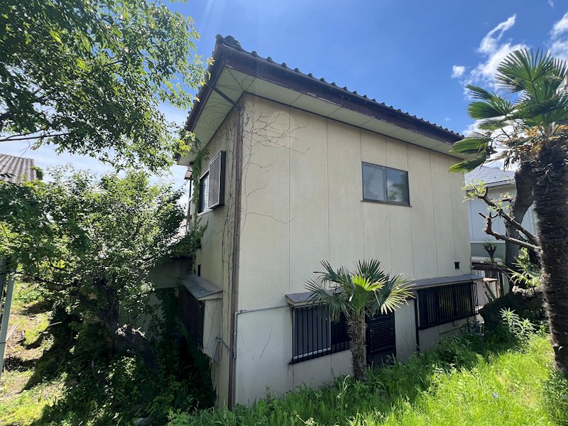 韮崎市神山町鍋山　中古住宅 現地写真