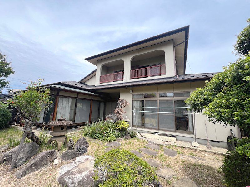 甲府市住吉１丁目　中古住宅 現地写真