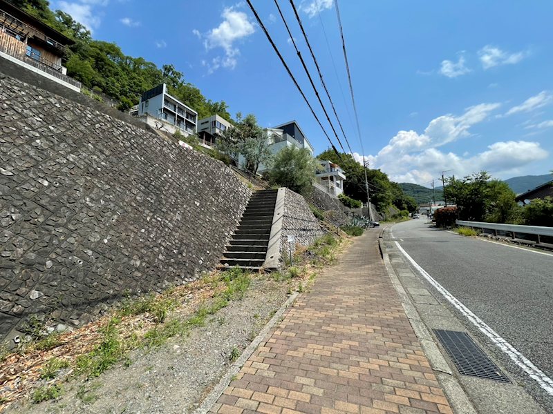 山梨県甲府市愛宕町333-46 現地写真