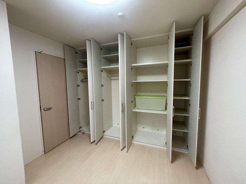 甲府市国母一丁目 中古マンション その他