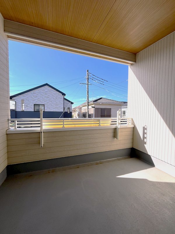 柏市酒井根７丁目中古戸建て 現地写真（バルコニー）