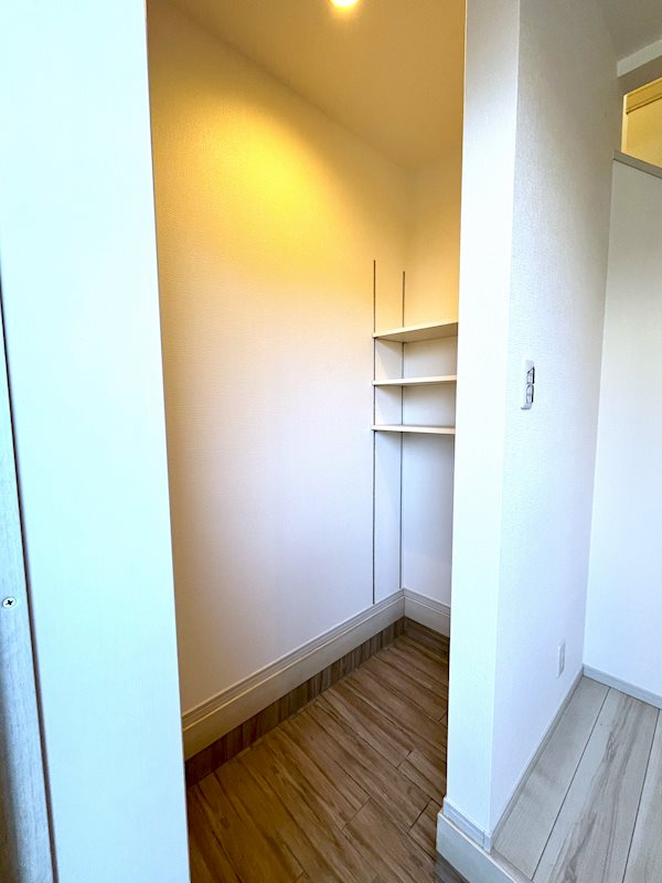 柏市酒井根７丁目中古戸建て 内観写真（収納）