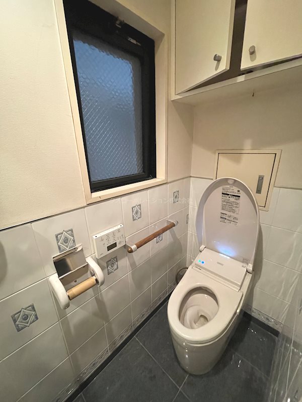 台東区東上野５丁目ビル(借地権)  内観写真（トイレ）