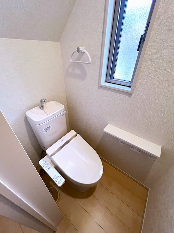 加須市久下3丁目中古戸建て 内観写真（トイレ）