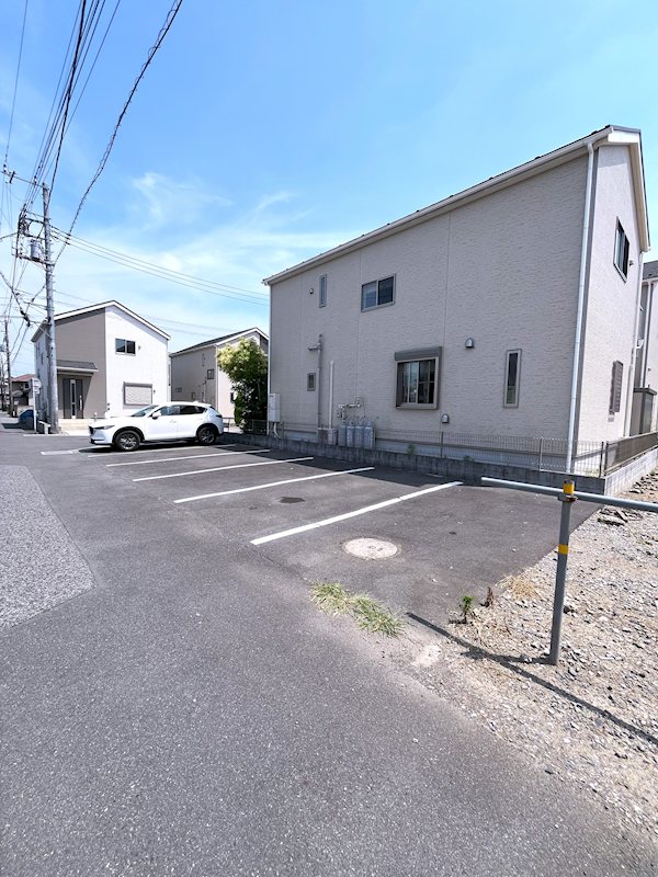 加須市久下3丁目中古戸建て 現地写真（駐車場）