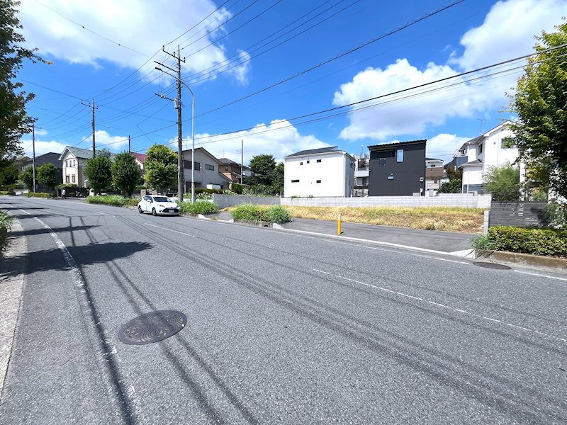 埼玉県さいたま市緑区松木１丁目 現地写真（前面道路含む現地写真）
