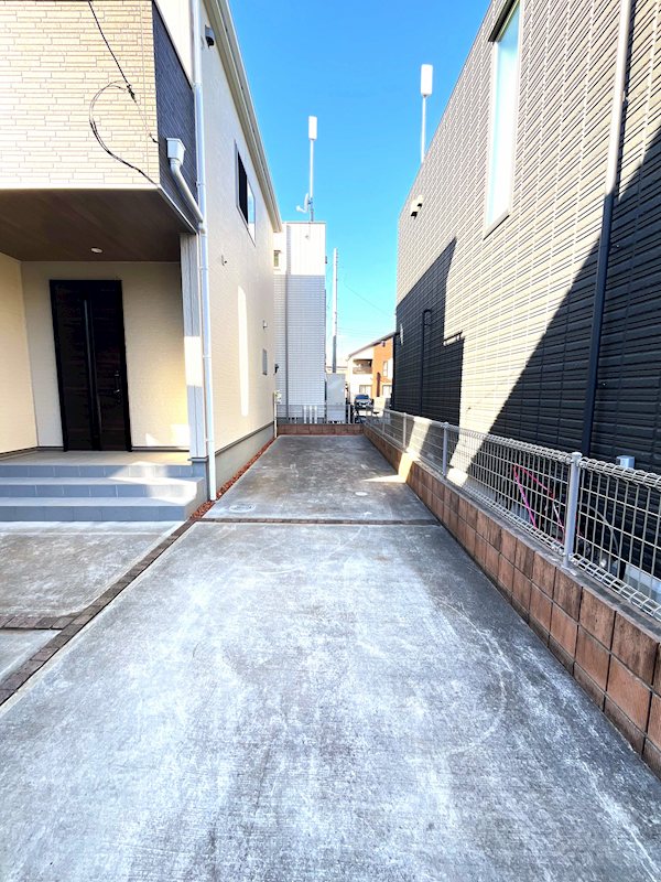 上尾市平塚中古戸建て 現地写真（駐車場）
